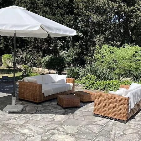 Le Chemin De Belle Fille Piscine Privative Chauffee 2* Cassis