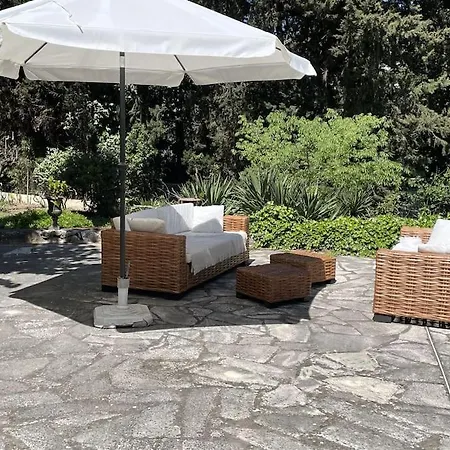 Le Chemin De Belle Fille Piscine Privative Chauffee Bed & Breakfast